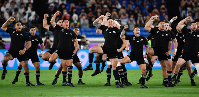 cna-Rugby-v-Football 2